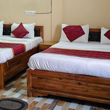 Hotel Vip Prime Puri Luaran gambar