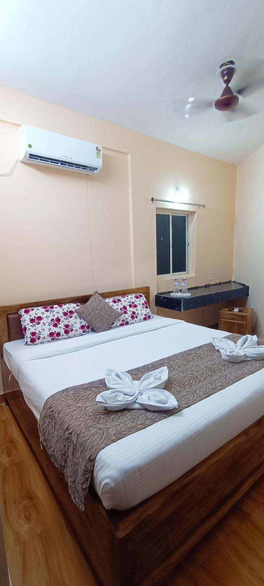 Hotel Vip Prime Puri Luaran gambar