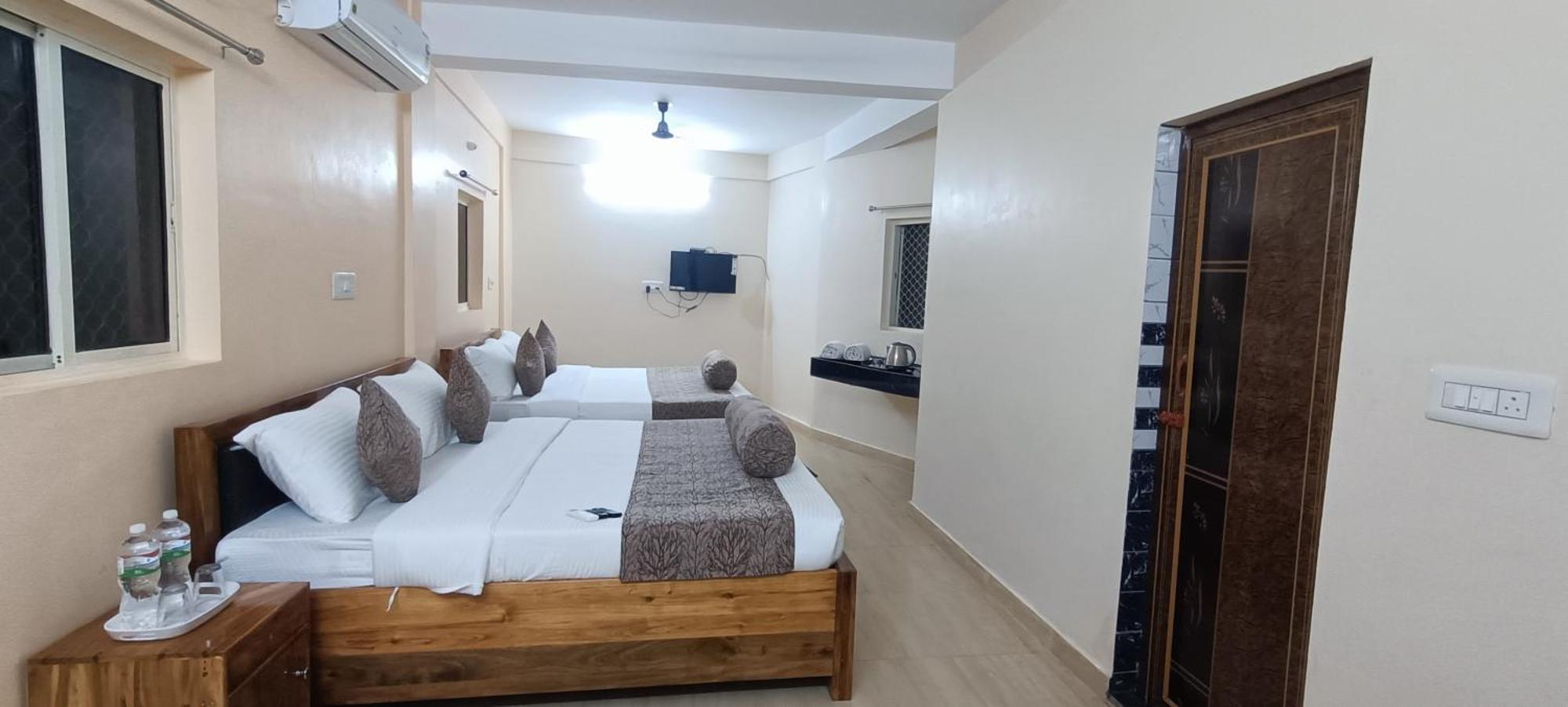 Hotel Vip Prime Puri Luaran gambar