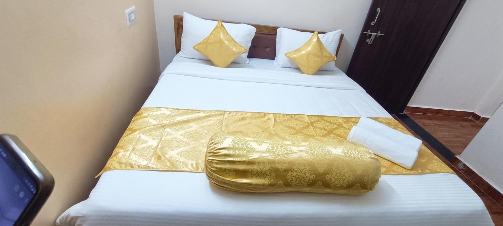 Hotel Vip Prime Puri Luaran gambar