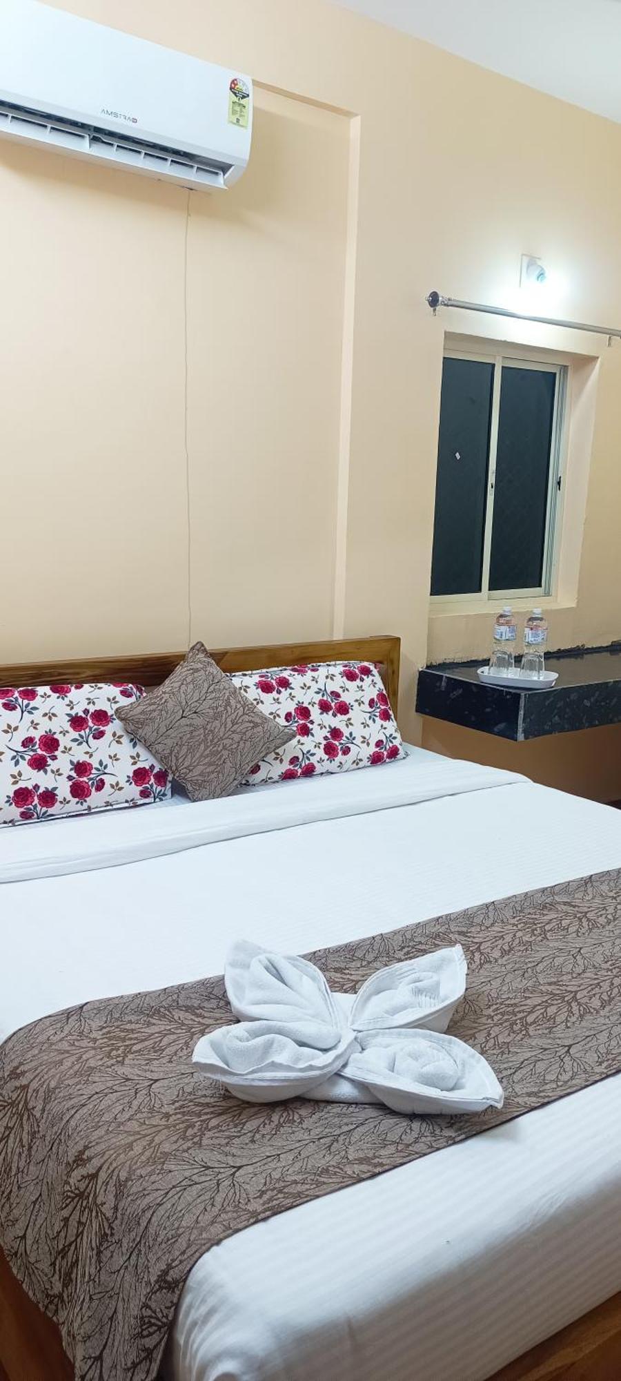 Hotel Vip Prime Puri Luaran gambar