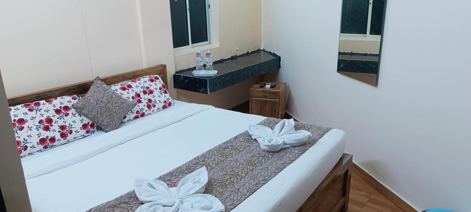 Hotel Vip Prime Puri Luaran gambar