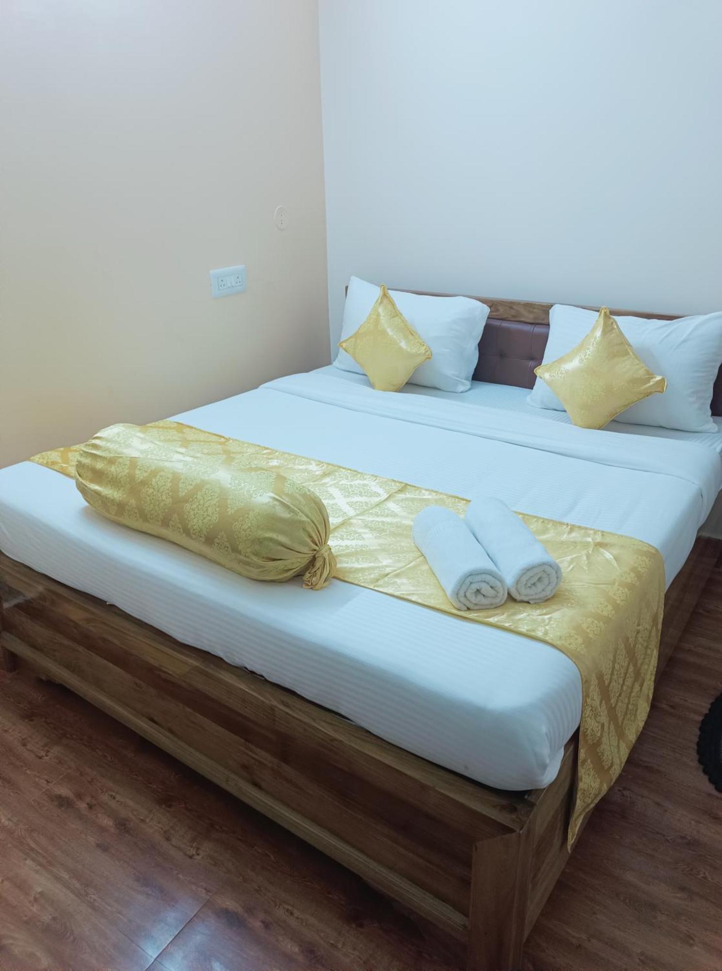 Hotel Vip Prime Puri Luaran gambar