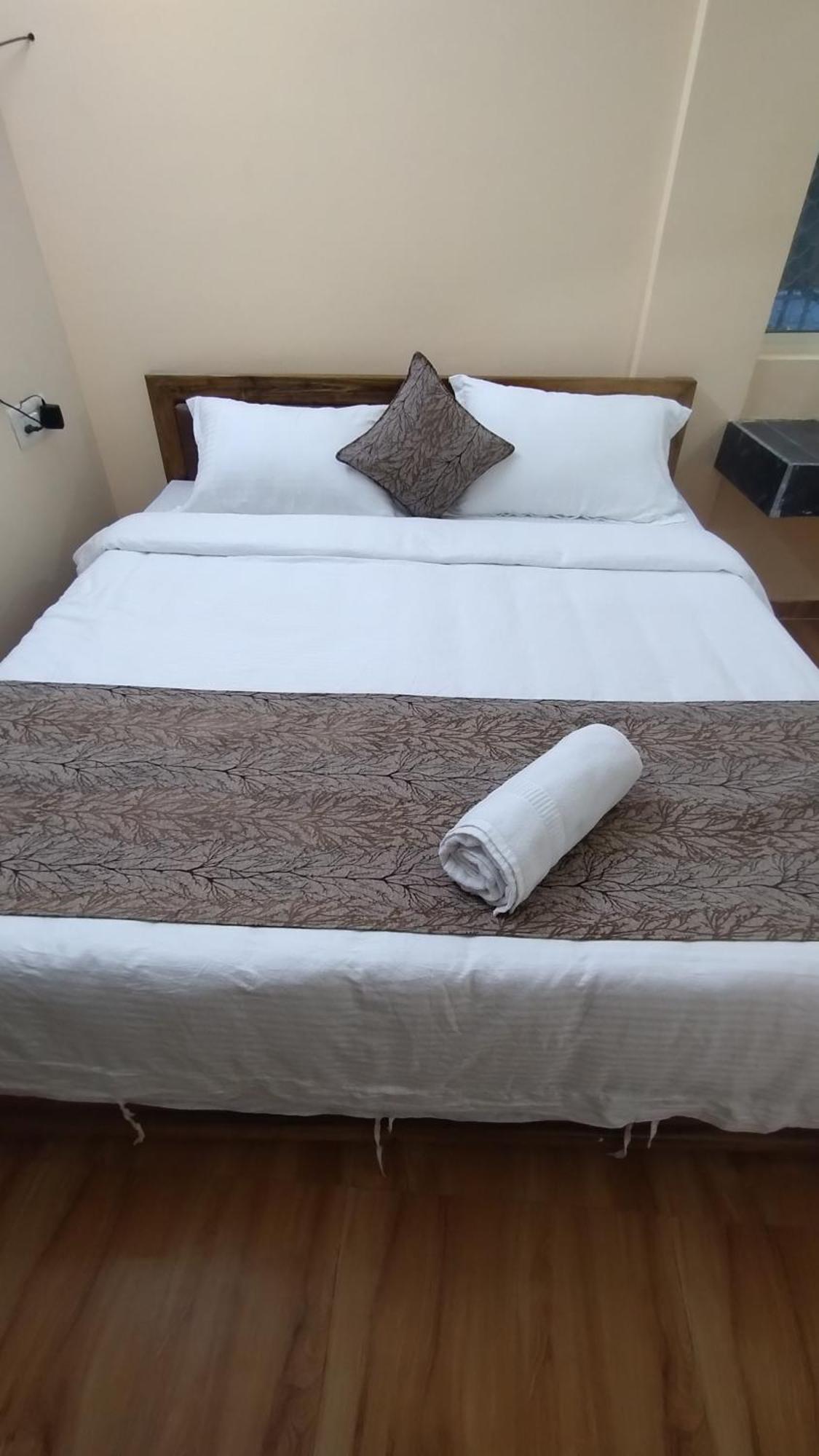 Hotel Vip Prime Puri Luaran gambar