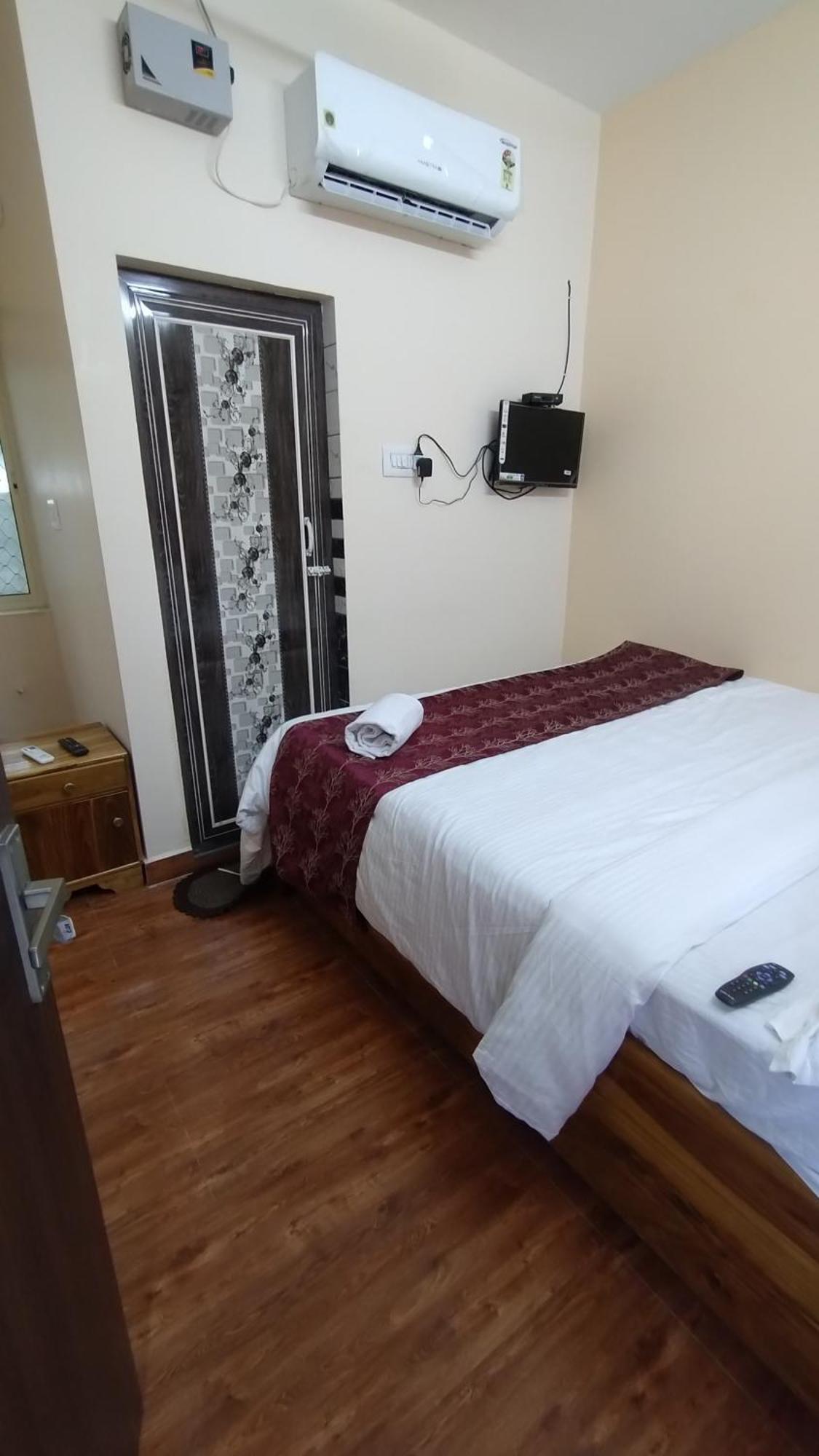 Hotel Vip Prime Puri Luaran gambar
