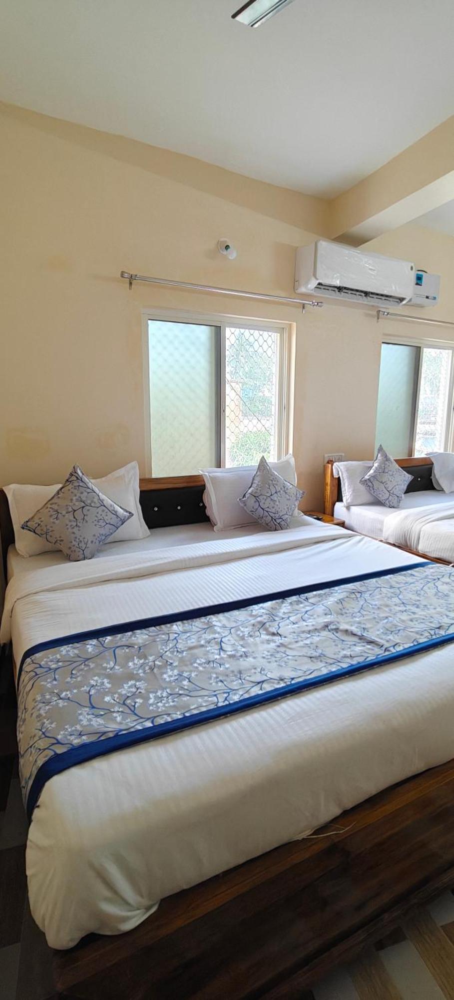 Hotel Vip Prime Puri Luaran gambar